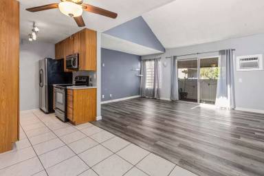 Main picture of 8022 Linda Vista Rd