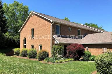 Main picture of 10421 Ravenbrook Ln