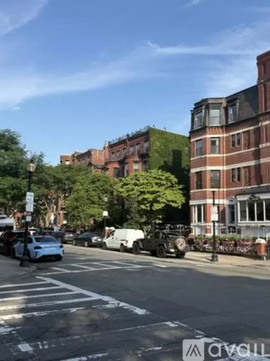Main picture of 289 Newbury St