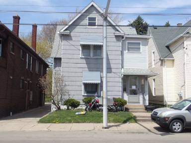 Main picture of 710 W 26th St