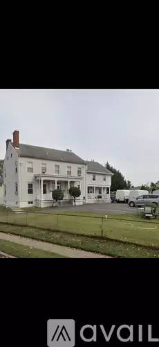 Main picture of 52 Marlborough Ave