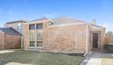 Main picture of 1420 Paintbrush St