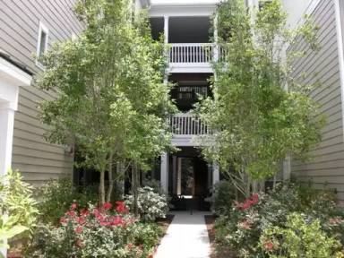 Main picture of 2521 Egret Crest Ln