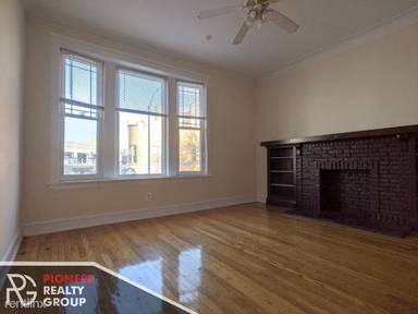 Main picture of 1507-11 W Barry Ave & 3052-58 N Greenview Ave