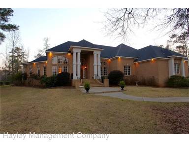 Main picture of 2001 Beverly Dr