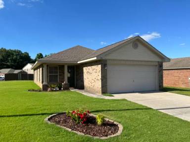 Main picture of 201 Valleyside Dr NE