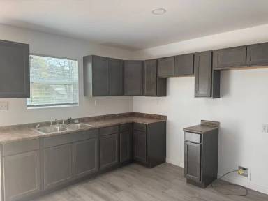 Main picture of 1207 N Lynn St