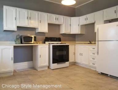 Main picture of 5032 N Western Ave