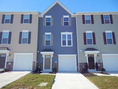 Main picture of 13 Continental Blvd