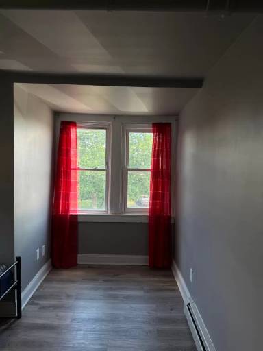 Main picture of 313 Old Reading Pike