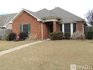 Main picture of 3919 Oak Ave