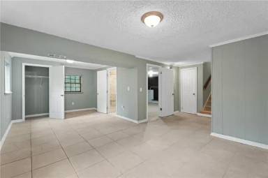 Main picture of 6876 Maddox Rd