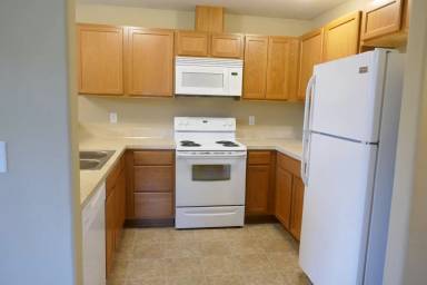 Main picture of 2045 SE Azalea Ave