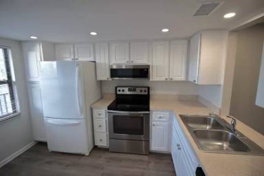 Main picture of 1519 Cape Coral Pkwy W