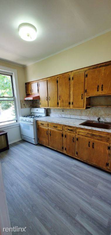 Main picture of 2829 47th St