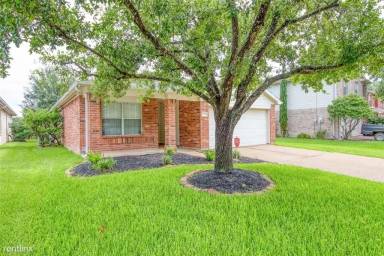 Main picture of 21226 Somerset Park Ln