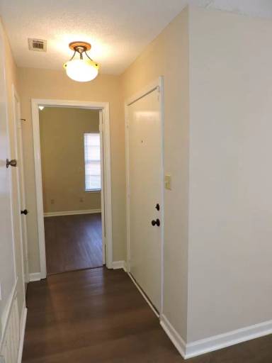 Main picture of 3152 Cedarwood Village Ln