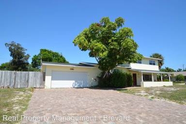 Main picture of 120 Anona Pl
