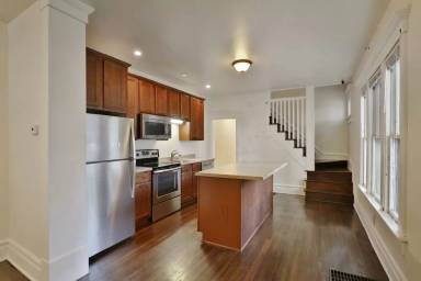 Main picture of 212 E Patterson Ave