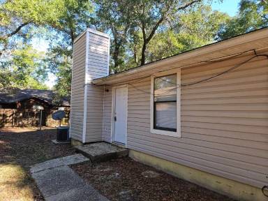 Main picture of 410 Deborah Ln