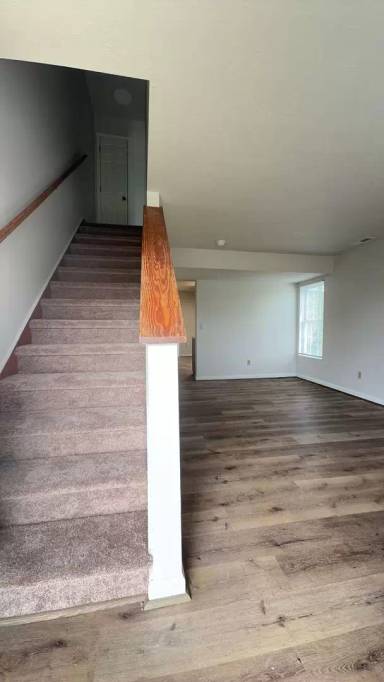 Main picture of 2716 Edison St NE