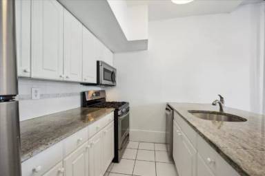 Main picture of 2023 Walnut St