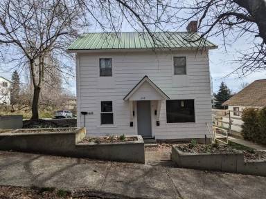 Main picture of 248 N Asbury St