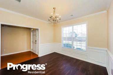 Main picture of 605 Needle Rush Cir
