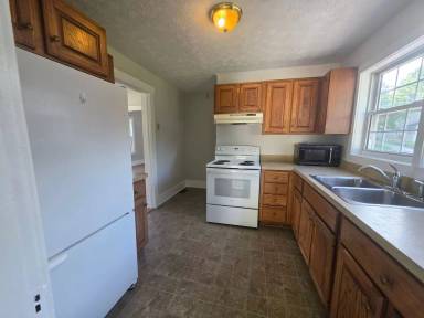 Main picture of 914 S Water St