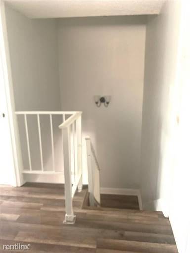 Main picture of 3750 NW 115th Ave