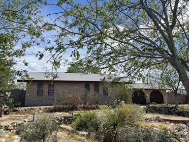 Main picture of 136 Rhonda St