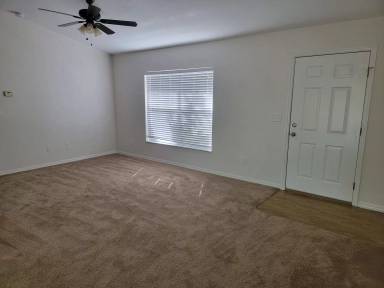 Main picture of 8464 N Bolder Dr