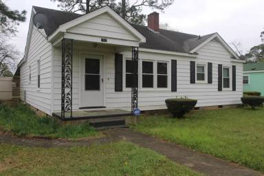 Main picture of 1710 Gillespie Ave