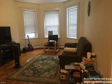 Main picture of 1842 Commonwealth Ave