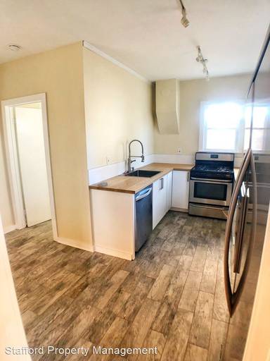 Main picture of 795 Exchange St