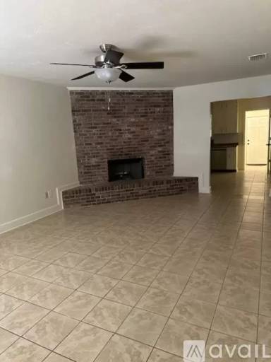 Main picture of 2104 Admiral Ct