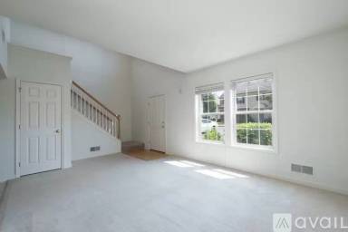 Main picture of 441 Talon Dr