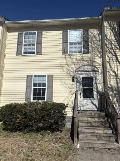 Main picture of 115 Dumot Ct