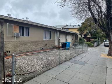Main picture of 671 Chestnut St