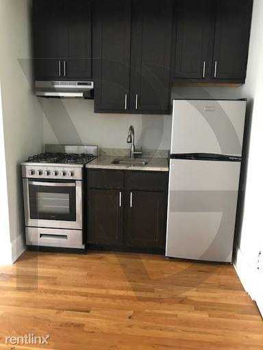 Main picture of 4737 N Hermitage Ave