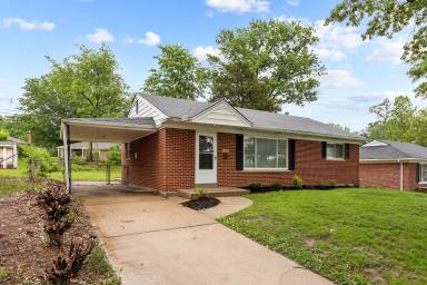 Main picture of 8015 Canton Ave
