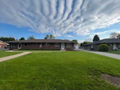 Main picture of 5509 Midvale Dr