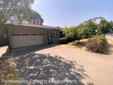 Main picture of 302 W Longview Ave