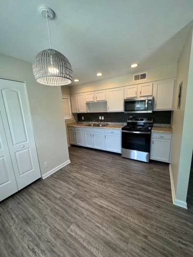Main picture of 2100 Murray Ave