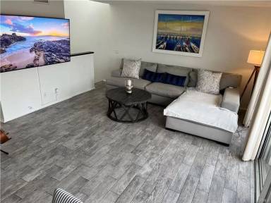 Main picture of 721 Calle Perlino