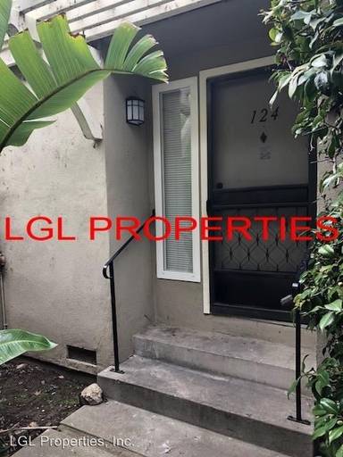 Main picture of 6241 Riverside Blvd