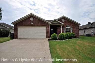 Main picture of 4705 Wildwood Ln