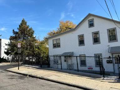 Main picture of 240 Sommerville Pl