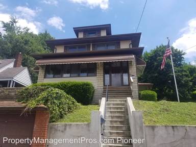 Main picture of 304 Marie St