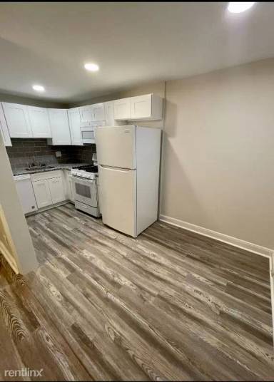 Main picture of 288 Gramercy Dr